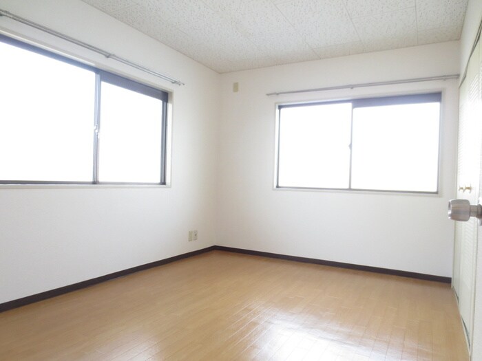 パークサイドマンションの物件内観写真