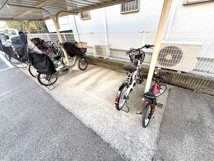 フレマリール楠の森Ａ棟の物件外観写真