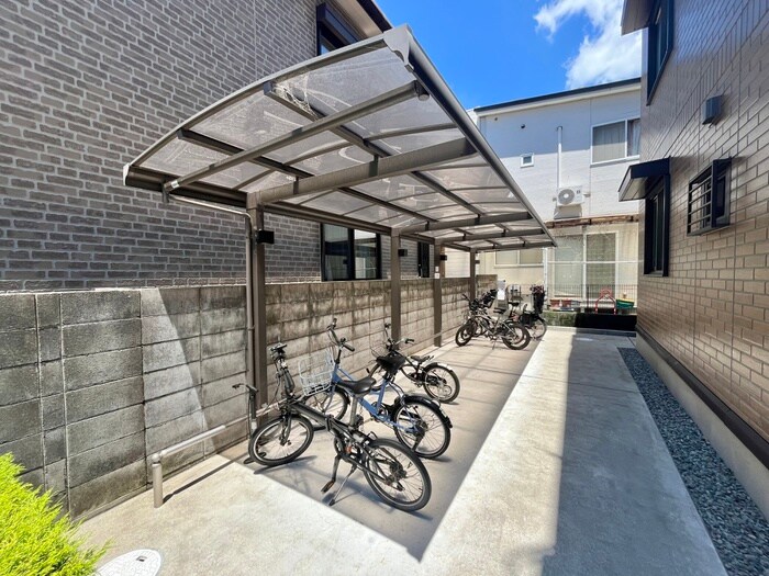 メープル住吉の物件外観写真