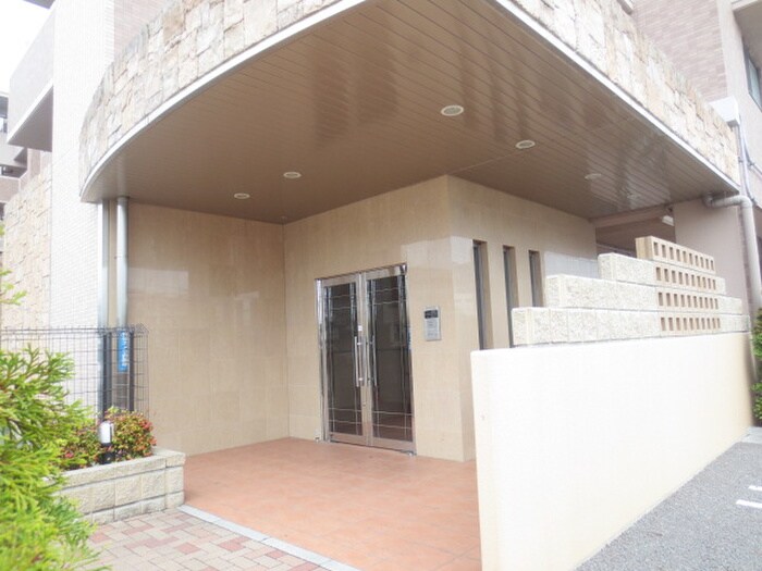 グレイスコ－トの物件外観写真