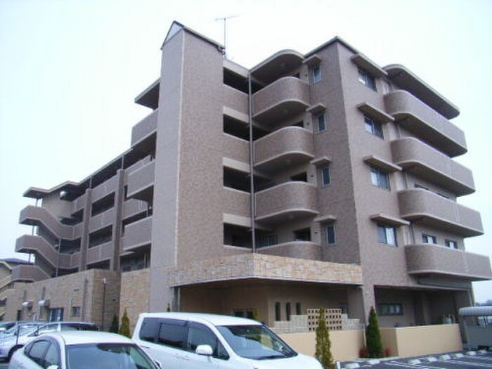 グレイスコ－トの物件外観写真