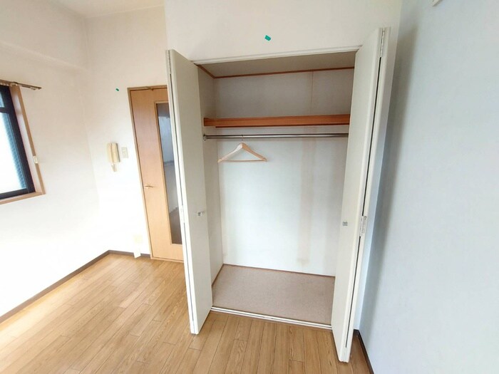 コンフォ-ト桃山の物件内観写真