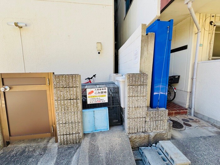 ライオンハイツの物件外観写真