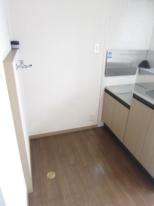 RHYTHM新石切B棟の物件内観写真