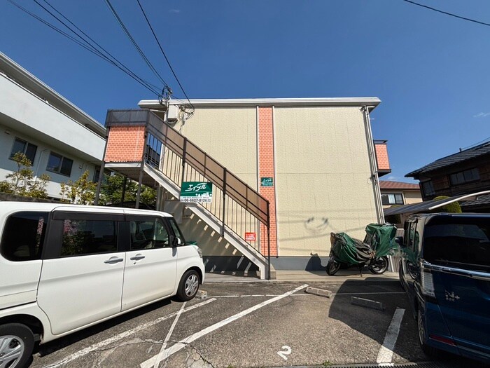 北畠ハイツの物件外観写真