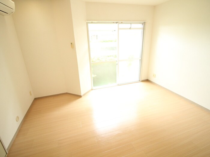 ナヴィ－ル箕面の物件内観写真