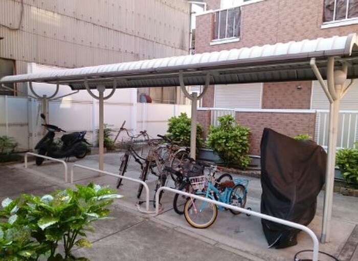 アンフル－ルⅡ番館の物件外観写真