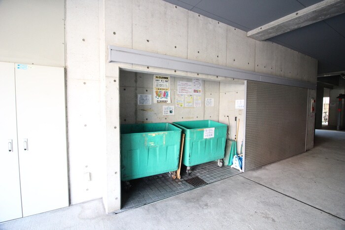 グリットハウス津久野の物件外観写真