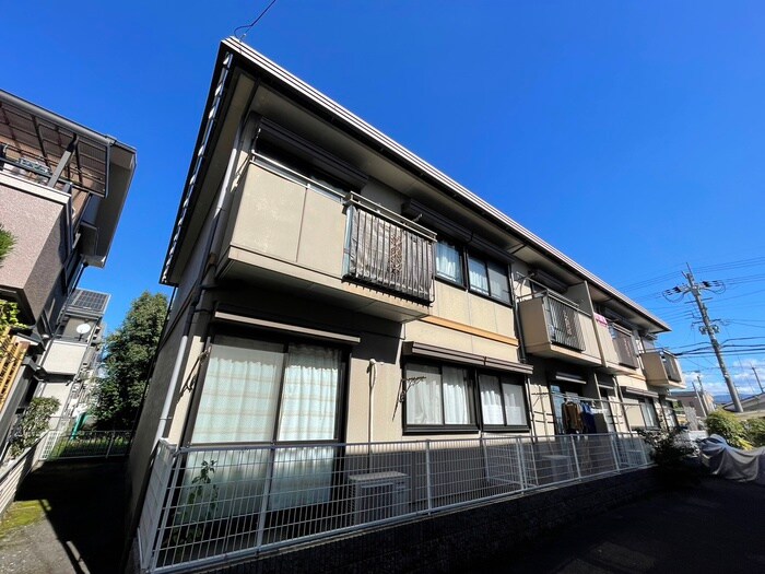 メゾン朋城　Ａ棟の物件外観写真