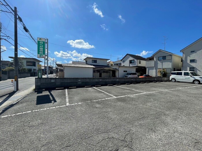 メゾン朋城　Ａ棟の物件外観写真