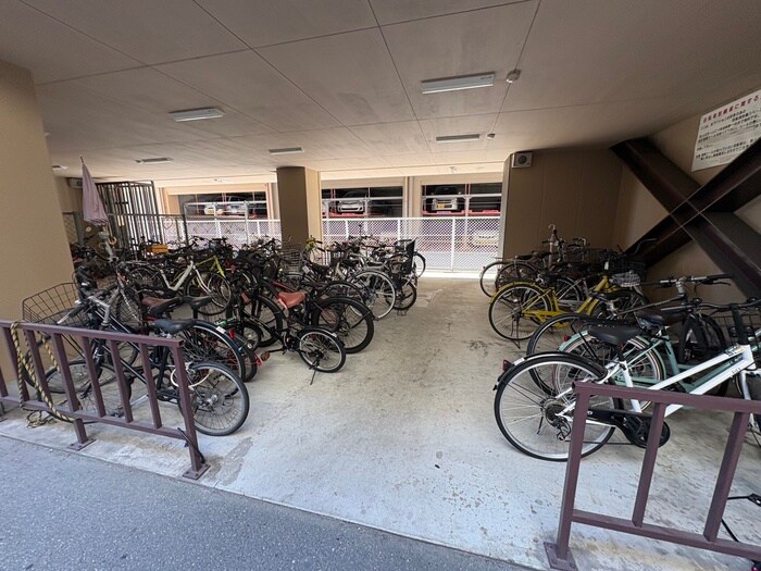 PS　HIGASHI　OSAKAの物件外観写真