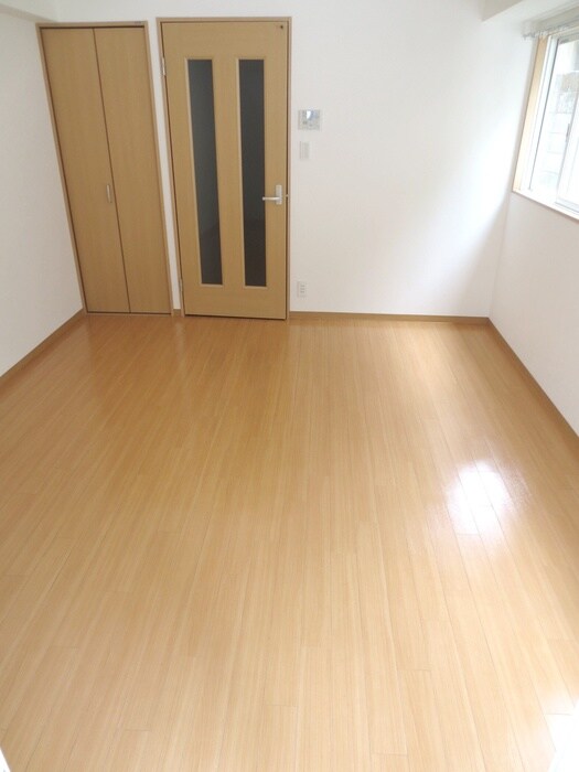 プリオ－レ衣笠の物件内観写真