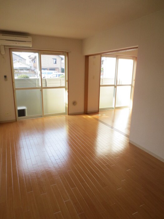 Ｇｒｅｅｎ　Ｃｏａｔの物件内観写真