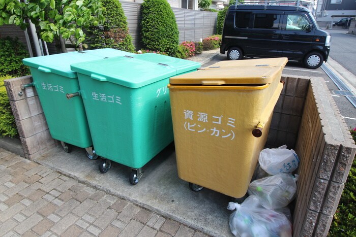 Ｇｒｅｅｎ　Ｃｏａｔの物件外観写真