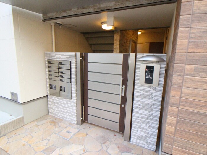 フジパレス阪急園田駅北Ⅱ番館の物件外観写真