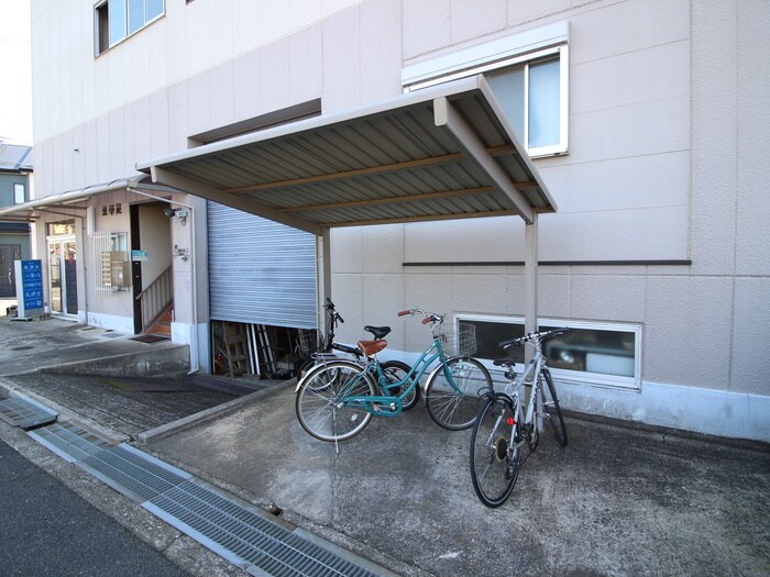 東華苑コ－ポの物件外観写真