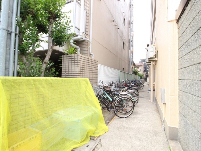 ナンノ第１２号館の物件外観写真