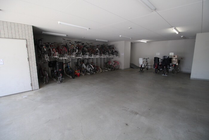 ファイブコ－ト向丘の物件外観写真