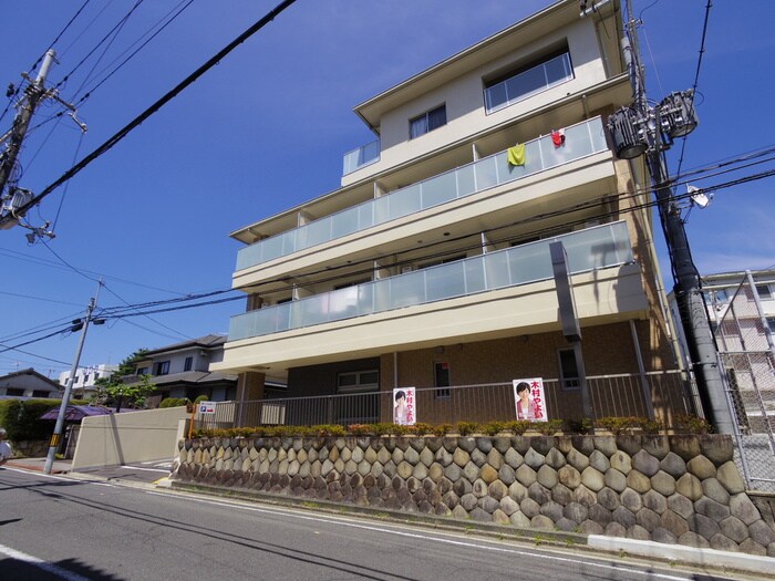 リビエール桃陵の物件外観写真