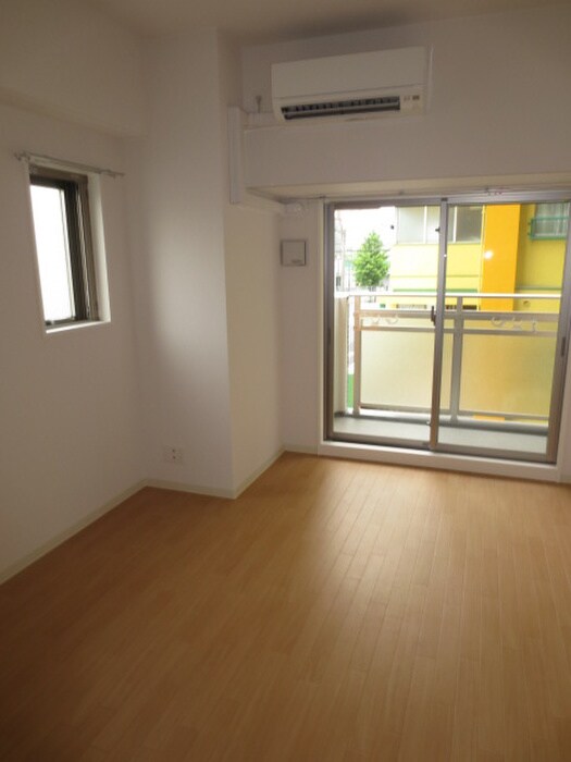 Mプラザ小阪駅前の物件内観写真