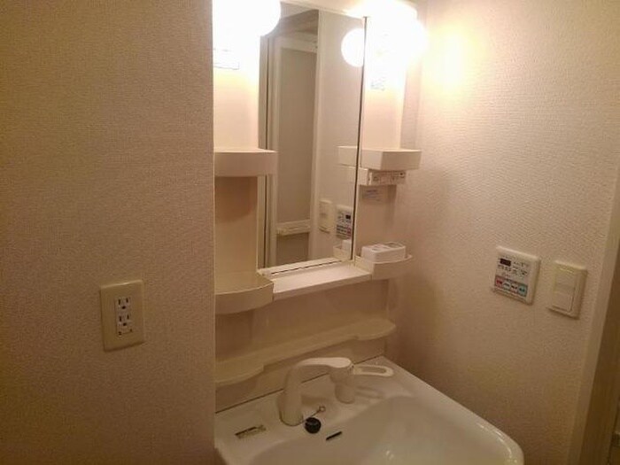 コンフォート本町の物件内観写真