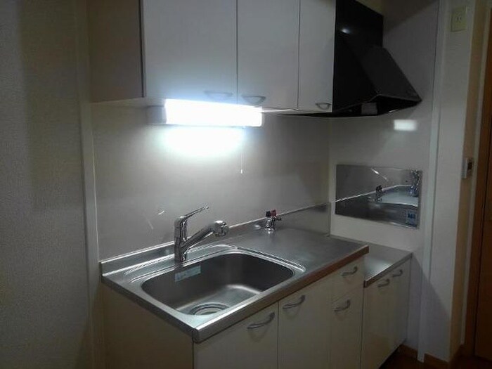 コンフォート本町の物件内観写真