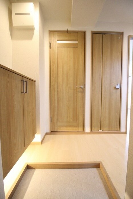 シャトレナカイ三条の物件内観写真