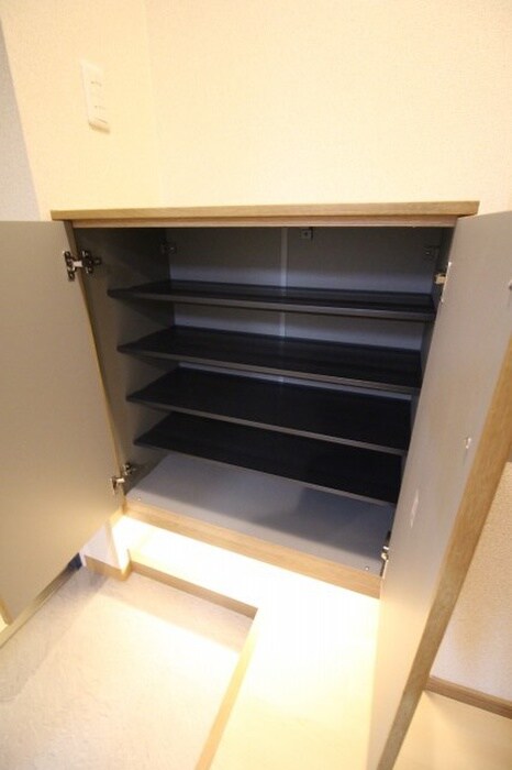 シャトレナカイ三条の物件内観写真