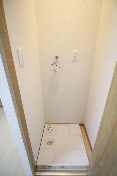 シャトレナカイ三条の物件内観写真