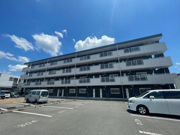 久御山ファ－ストマンションの物件外観写真