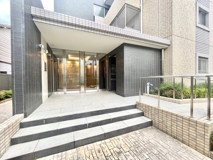 ゲートレジデンス鶴見緑地の物件外観写真