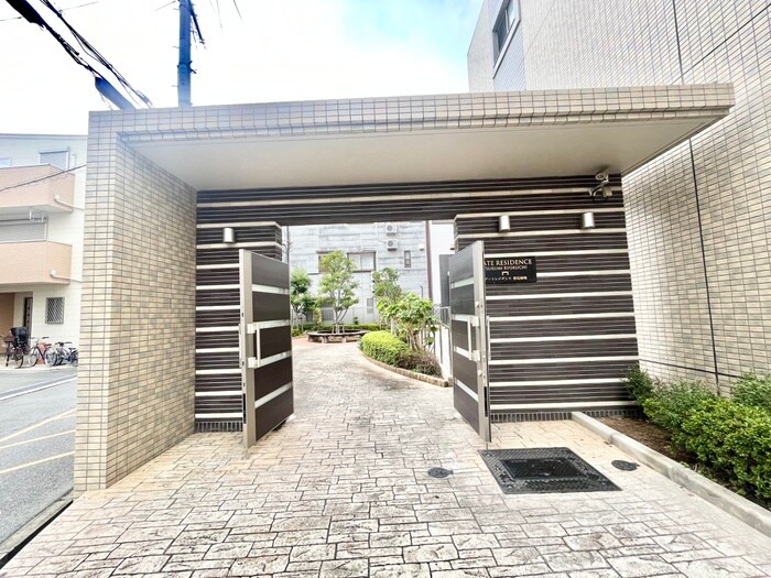 ゲートレジデンス鶴見緑地の物件外観写真