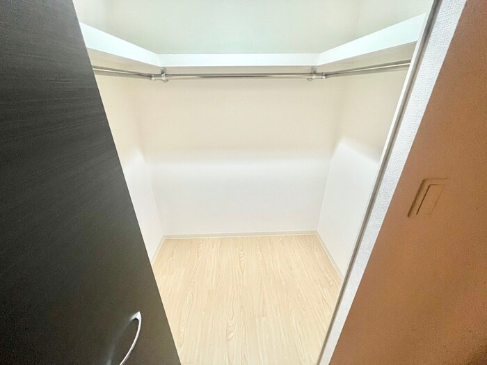 ゲートレジデンス鶴見緑地の物件内観写真