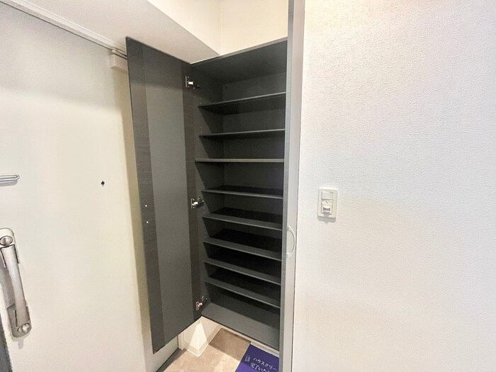 ゲートレジデンス鶴見緑地の物件内観写真