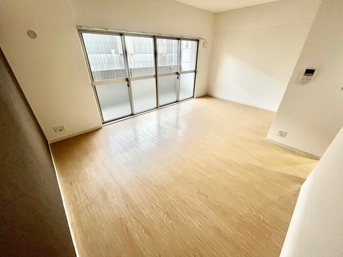 ゲートレジデンス鶴見緑地の物件内観写真