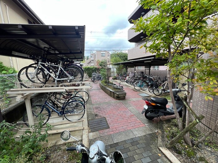 レジディア太秦の物件外観写真