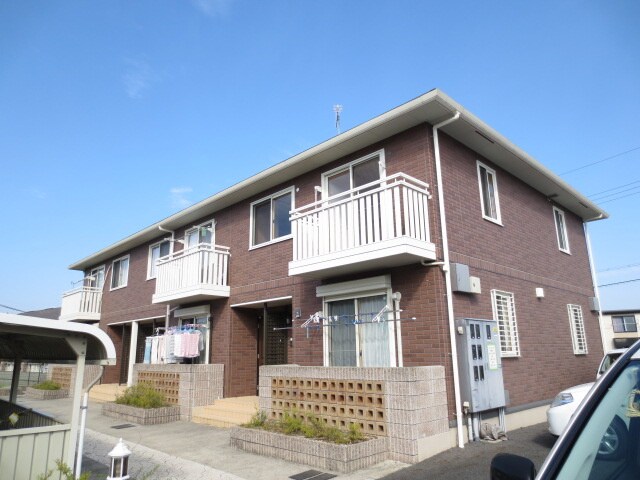 グランモアＡの物件外観写真