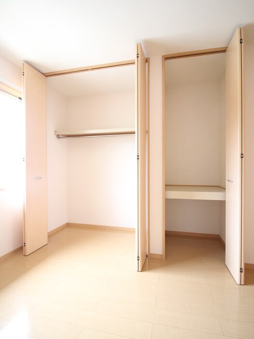 グランモアＡの物件内観写真