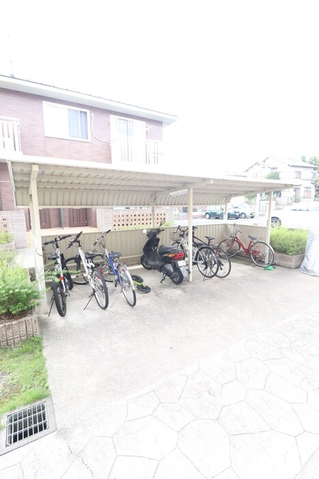 グランモアＡの物件外観写真