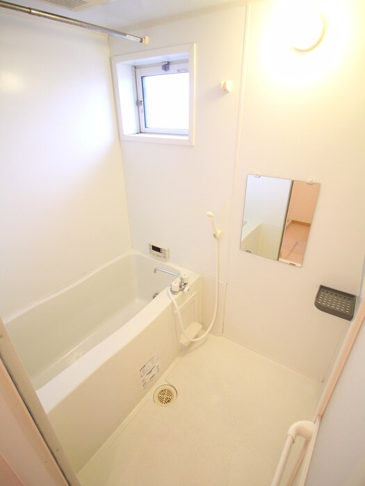 グランモアＡの物件内観写真