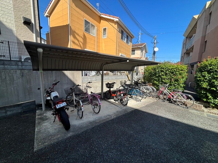 ベルヌ－ブ森神Ⅳの物件外観写真