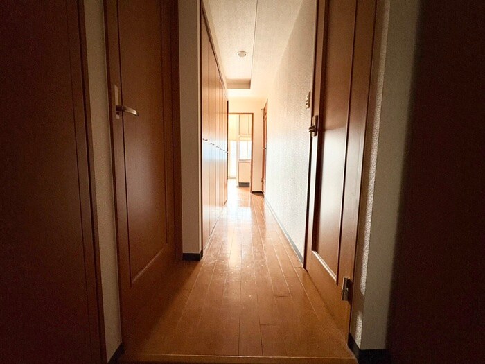 ベルヌ－ブ森神Ⅳの物件内観写真