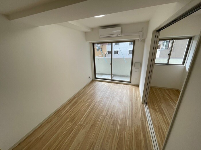 クローバー・レジデンス阪大前の物件内観写真