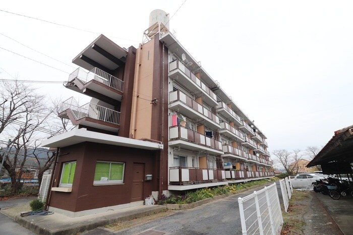 ヴィラナリー石山寺Ⅱの物件外観写真