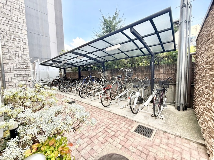 ロ－タリ－マンション香里西之町の物件外観写真