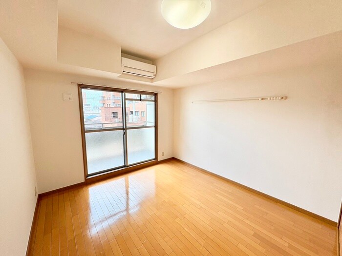 ロ－タリ－マンション香里西之町の物件内観写真