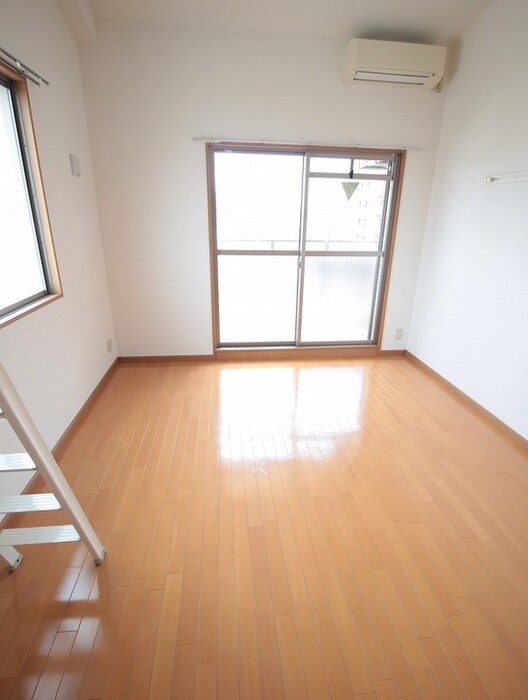 ロ－タリ－マンション香里西之町の物件内観写真