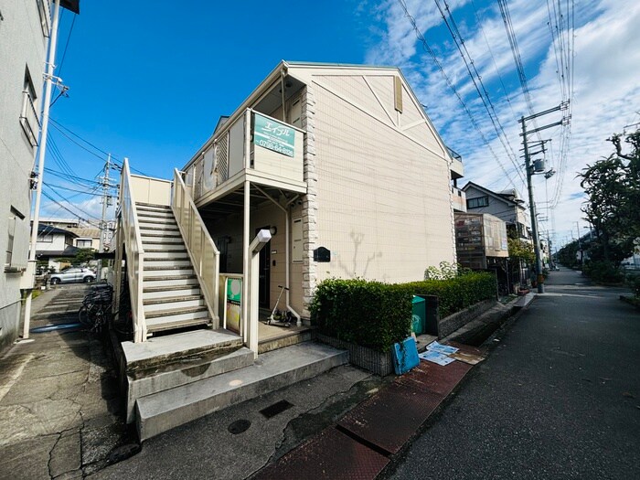 エスペーロ 甲東の物件外観写真