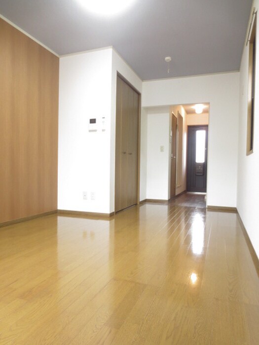 ブランド－ル松尾の物件内観写真