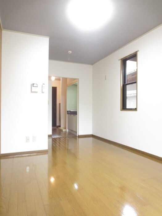 ブランド－ル松尾の物件内観写真